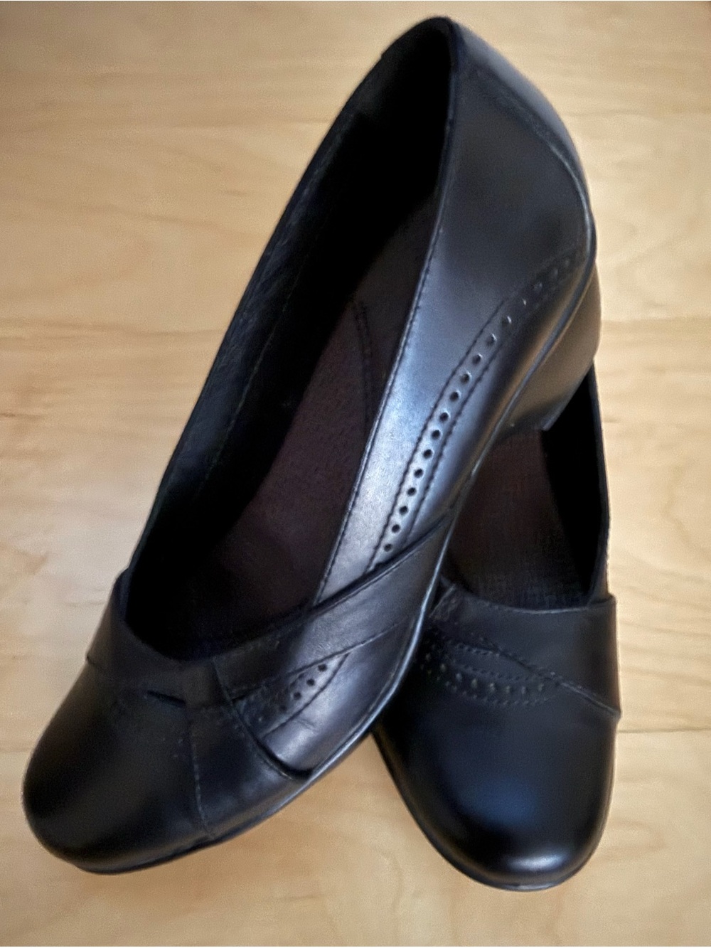 Clarks Black Leather Shoes